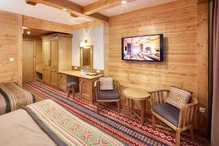 Отель Hotel Bania Thermal & Ski Бялка-Татшаньска Улучшенный двухместный номер с неограниченным доступом в термальный комплекс Terma Bania-2