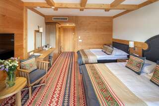 Отель Hotel Bania Thermal & Ski Бялка-Татшаньска Улучшенный двухместный номер с неограниченным доступом в термальный комплекс Terma Bania-6